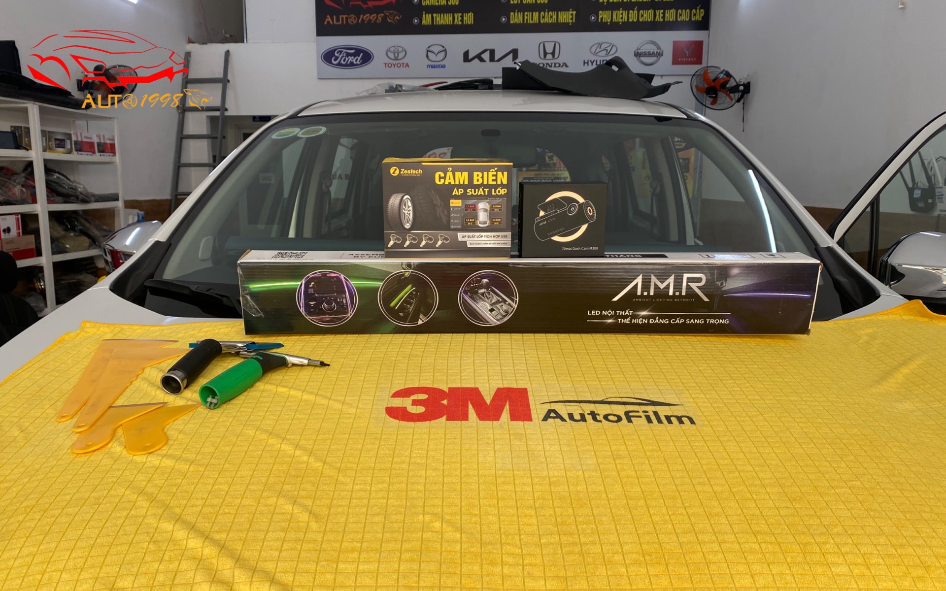 dán phim cách nhiệt 3m tphcm