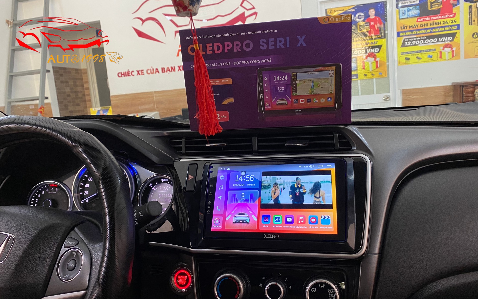 màn hình dvd android oledpro x4