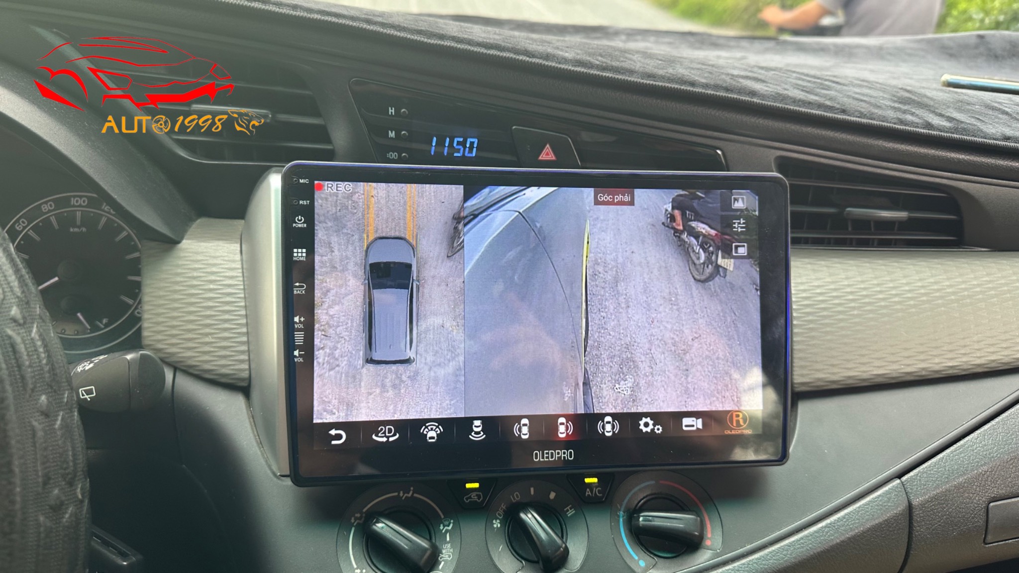 màn hình liền camera 360 oled pro.jpg