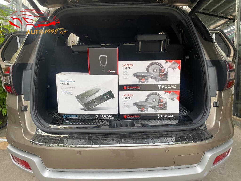 Loa sub gầm ghế, loa sub gầm ghế focal ibus 20, loa sub gầm ghế focal, Loa sub gầm ghế ô tô, loa sub ô tô, độ loa sub cho ô tô, loa sub pass gầm ghế, sub focal, giá loa sub ô tô