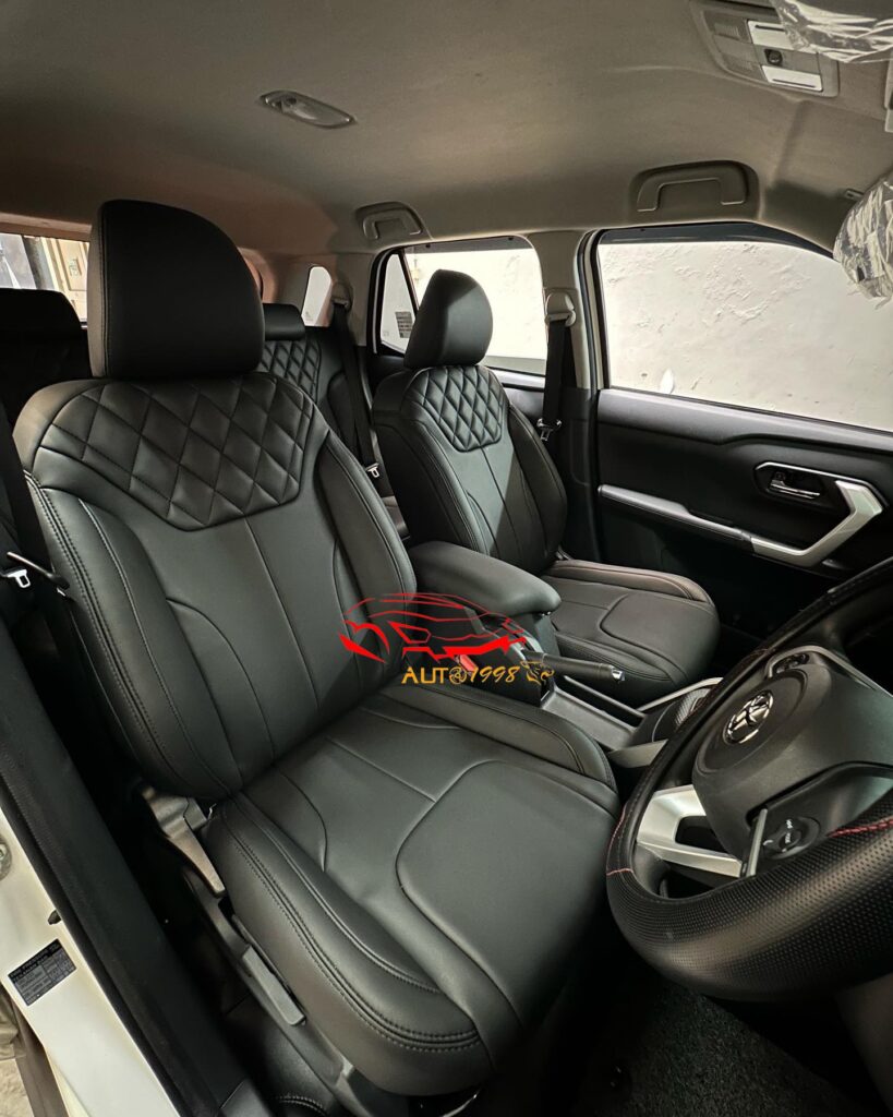 bọc ghế da ô tô, bọc ghế da toyota raize, giá bọc ghế da ô tô, bọc ghế da ô tô toyota raize, bọc ghế da ô tô, bọc ghế da ô tô hồ chí minh, nội thất đồ chơi xe hơi, bọc ghế da hcm, bọc ghế da ô tô raize