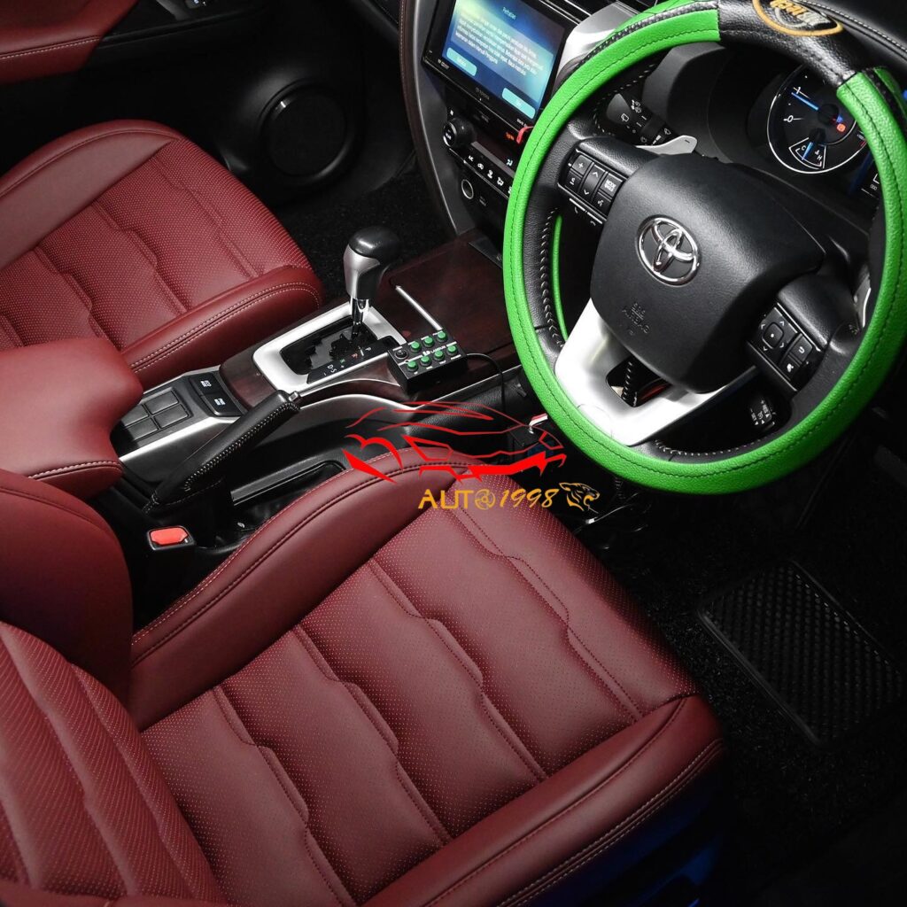 bọc ghế da ô tô, bọc ghế da toyota fortuner, giá bọc ghế da ô tô, bọc ghế da ô tô toyota fortuner, bọc ghế da ô tô, bọc ghế da ô tô hồ chí minh, nội thất đồ chơi xe hơi, bọc ghế da hcm, bọc ghế da ô tô fortuner