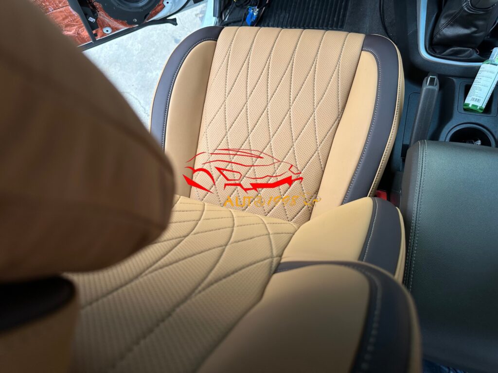 bọc ghế da ô tô, bọc ghế da chevrolet trailblazer , giá bọc ghế da ô tô, bọc ghế da ô tô chevrolet trailblazer , bọc ghế da ô tô, bọc ghế da ô tô hồ chí minh, nội thất đồ chơi xe hơi, bọc ghế da hcm, bọc ghế da ô tô trailblazer