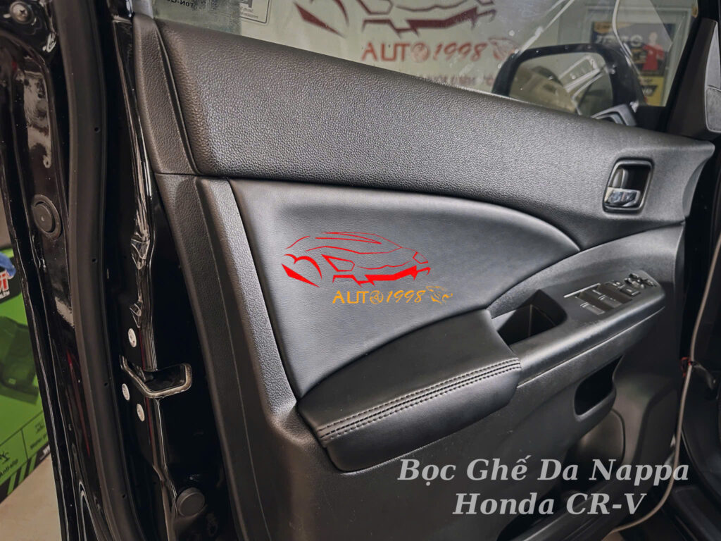 bọc ghế da ô tô, bọc ghế da Honda CRV, giá bọc ghế da ô tô, bọc ghế da ô tô Honda CRV, bọc ghế da ô tô, bọc ghế da ô tô hồ chí minh, nội thất đồ chơi xe hơi, bọc ghế da hcm, bọc ghế da ô tô CRV