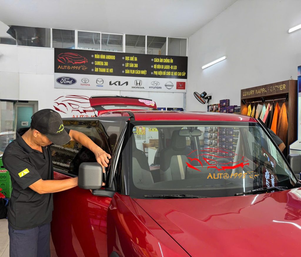 Dán phim cách nhiệt VF3