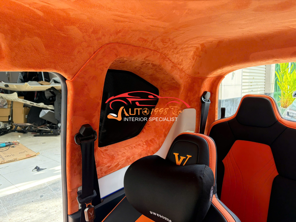 Bọc đồng bộ cột xe cùng trần da lộn Alcantara VF3