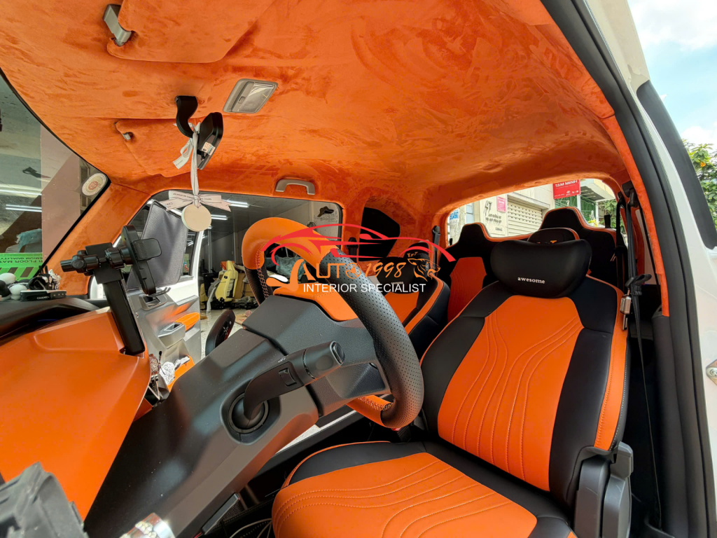 Khoang cabin VF3 sang trọng hơn với trần da lộn Alcantara