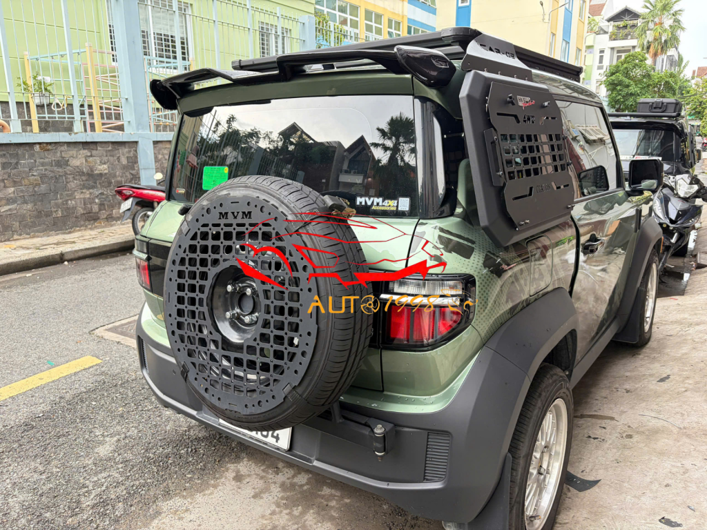 Chủ xe VF3 lắp bánh sơ cua để chủ động khi đi xa