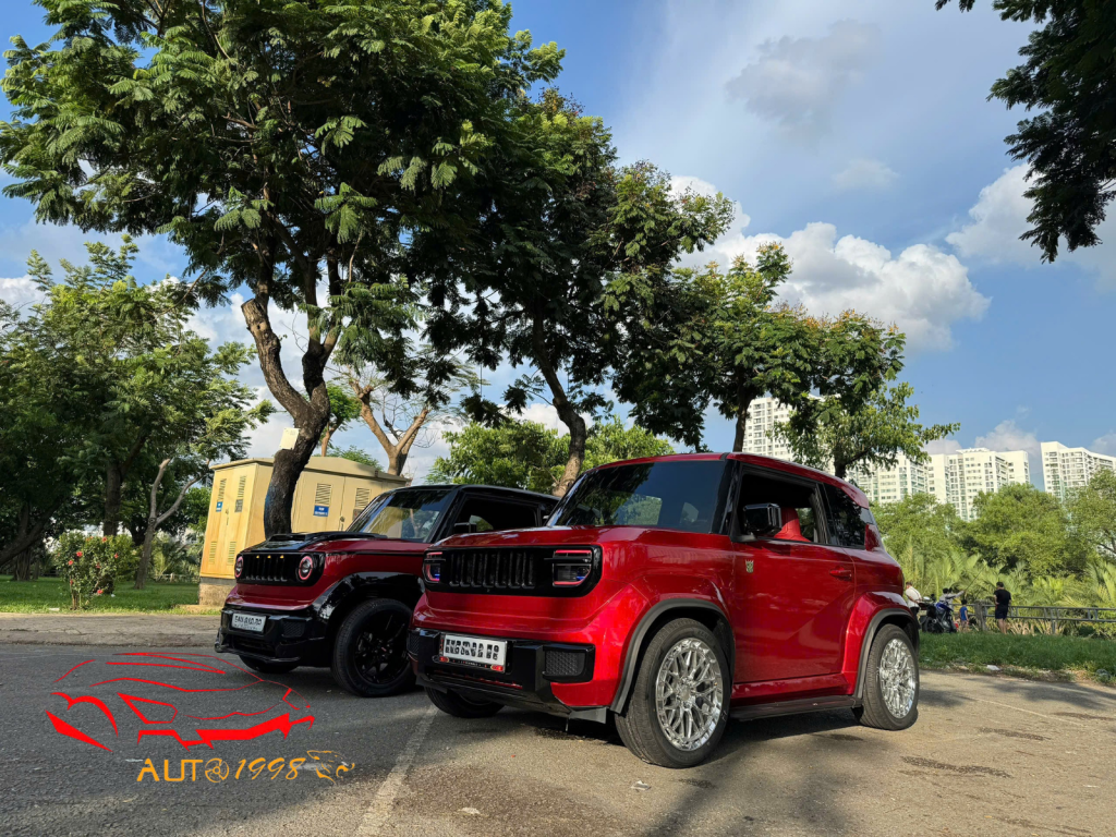 bàn giao hai chiếc vf3 đỏ độ đẹp
