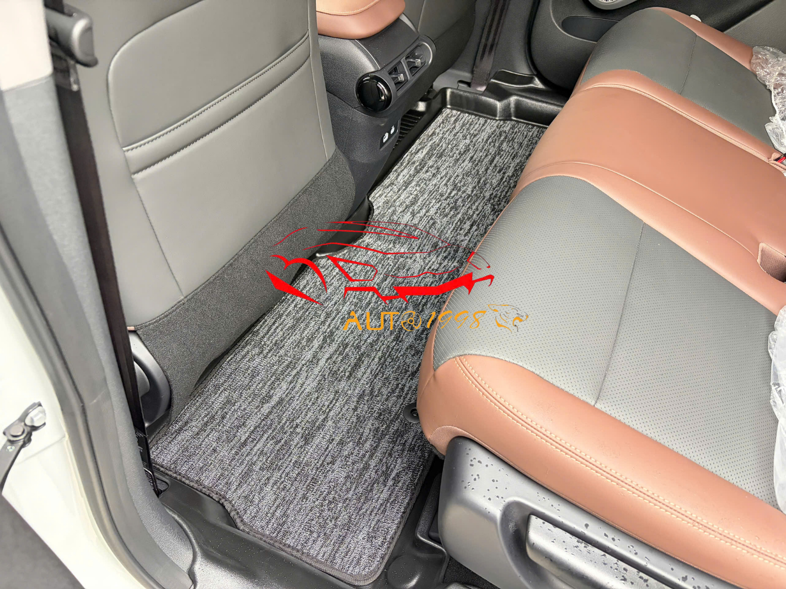 Thảm lót sàn Huvi cho Mpv7 Thảm lót sàn Huvi cho Mpv7
